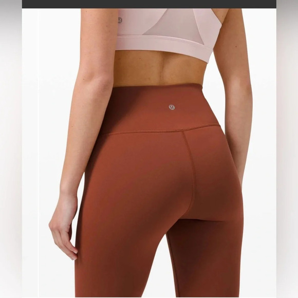 Lululemon Wunder Train High-Rise Tight 25"
Dark Terracotta - Picture 4 of 9